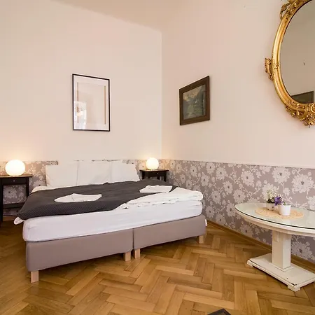 Apartment Stylish Center Retreat Florence #10